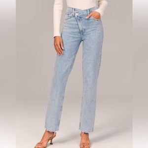 Abercrombie the 90s straight ultra high rise